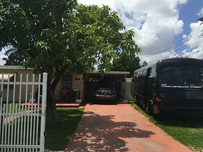 9801 SW 48th St, Miami, FL, 33165