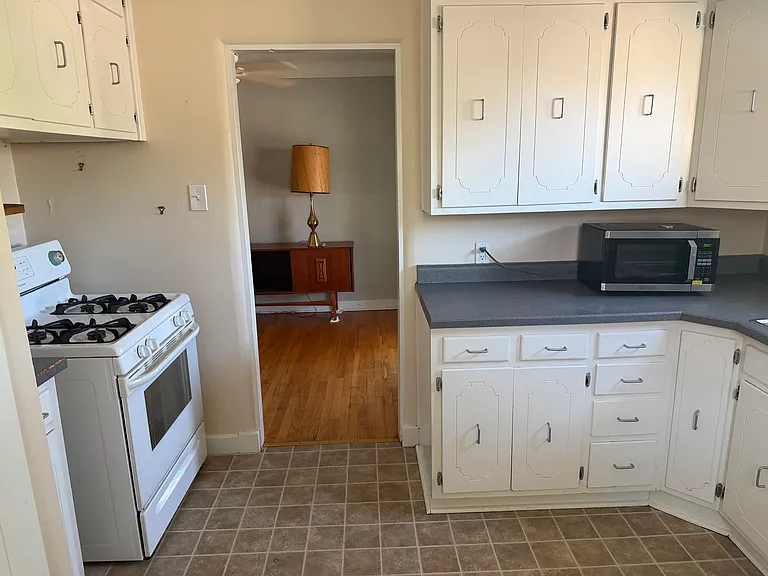 315 Tulane Dr SE — Photo 8