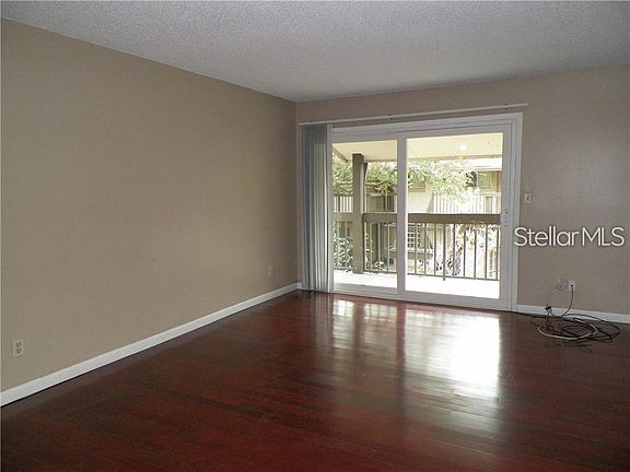3rd image of 6344 Newtown Cir APT B1