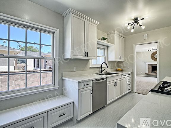 5th image of 302 S Emma Ave