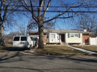 1085 Bay Shore Ave, Bay Shore, NY