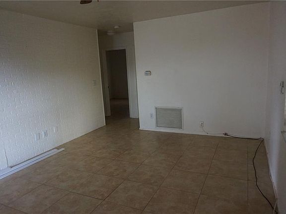 4th image of 3535 Dahlia Pl APT B