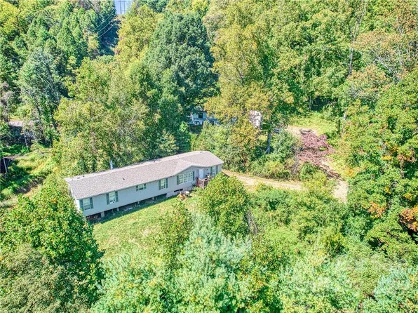 124 Oconeeche Rd, Clyde, NC 28721