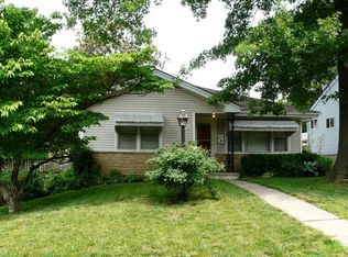 11328 E 19th St S, Independence, MO 64052