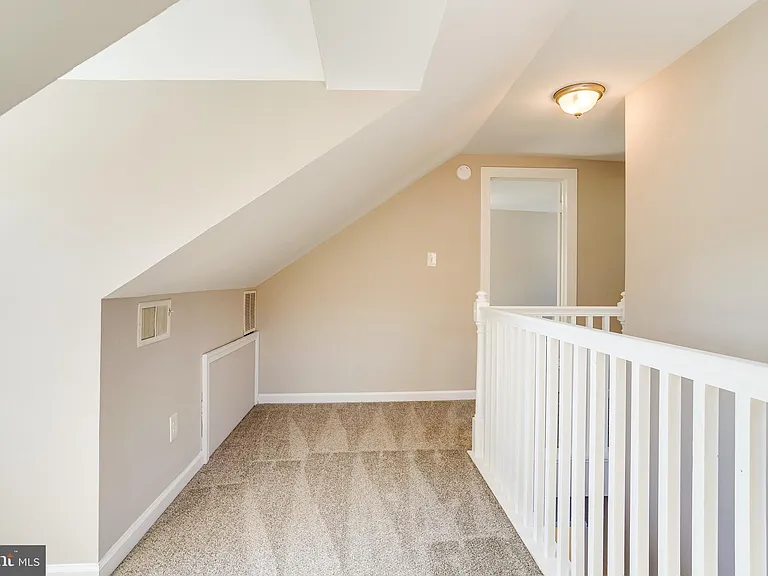 530 E Alexandria Ave — Photo 24