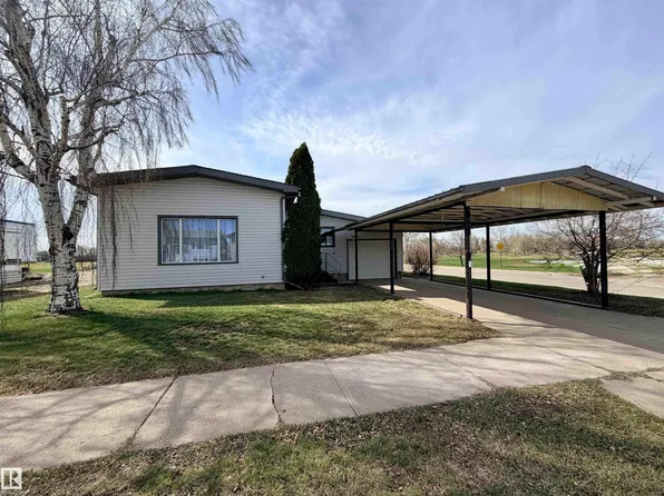 5233 46th Ave, Saint Paul, AB T0A 3A4