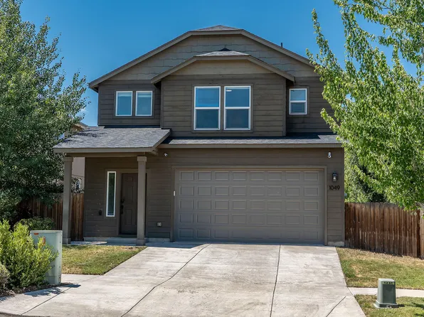 1049 SE 6th St, Bend, OR 97702