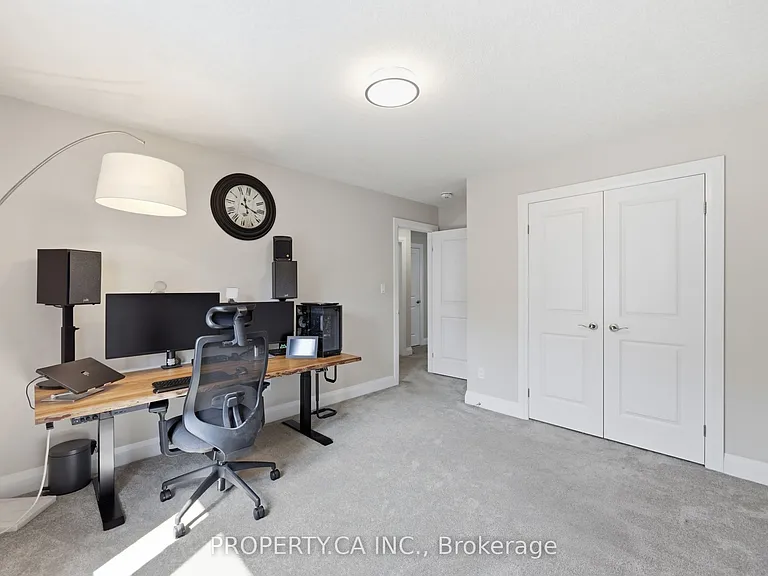 629 Wild Rye St W — Photo 34