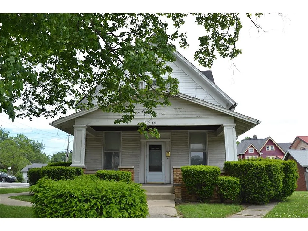 313 N State St photo 1