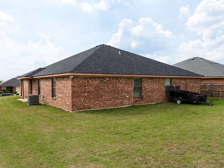 3606 Dustin Ct — Photo 15