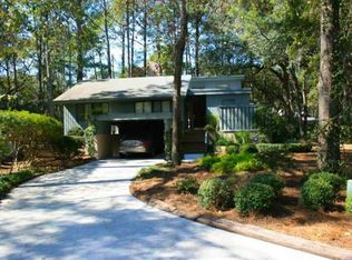 4 Sorgum Ln, Hilton Head Island, SC 29928
