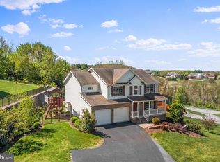 1716 Bell Ave, Chambersburg, PA 17202