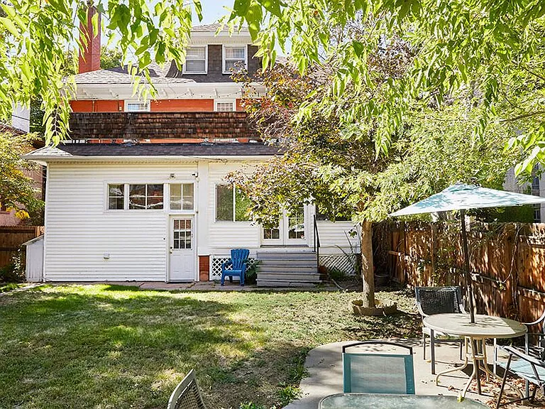 1376 N Williams St — Photo 11