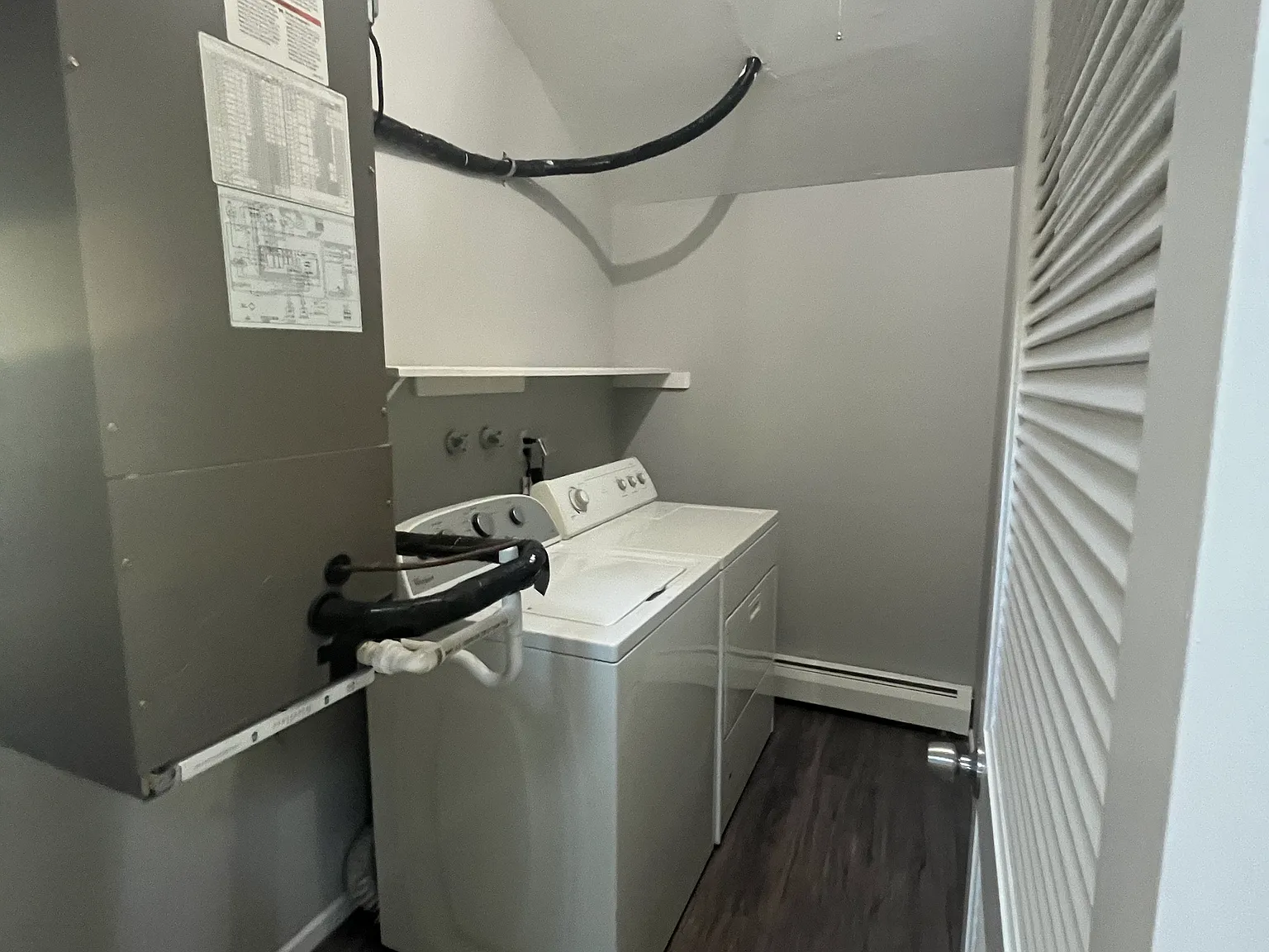 2 bed, 1.5 bath, 1215 sqft, $2,400 — Photo 1