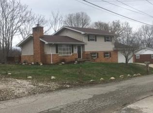 133 Dogwood Ln, Huntington, WV 25701