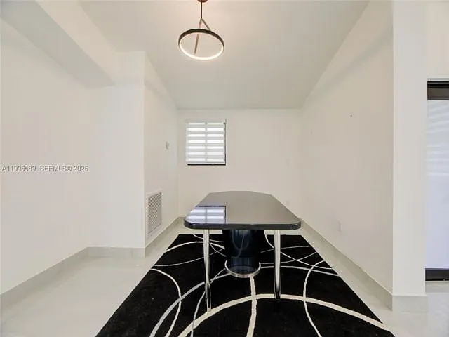17101 SW 48th St — Photo 4