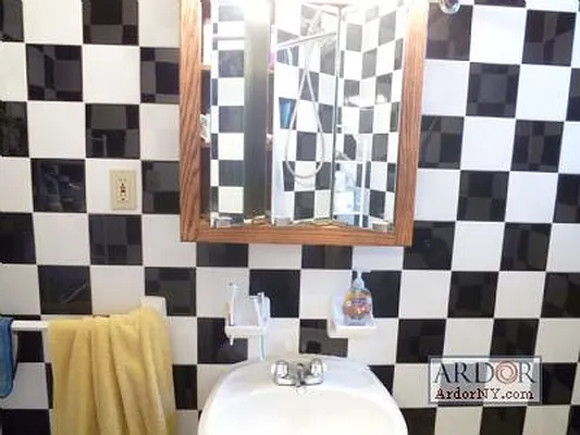 Rented by ArdorNY | media 2