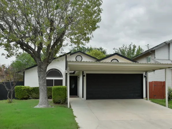 102 Saddlebrook, San Antonio, TX 78245