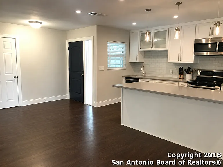 Front door entry way