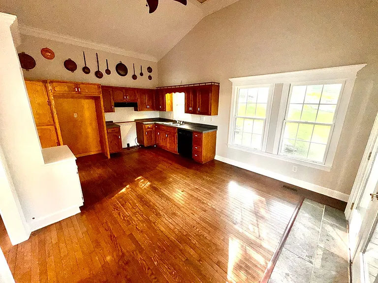 375 Buck Island Dr — Photo 3
