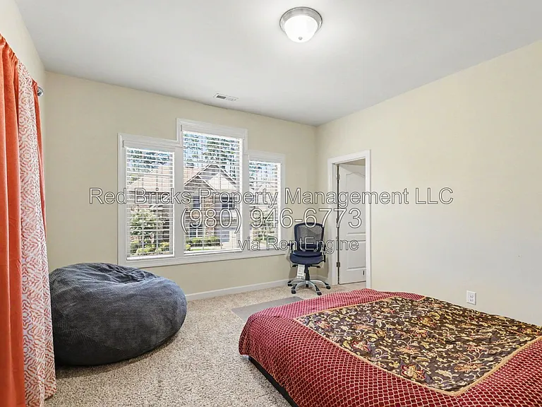 747 Coralbell Way — Photo 37