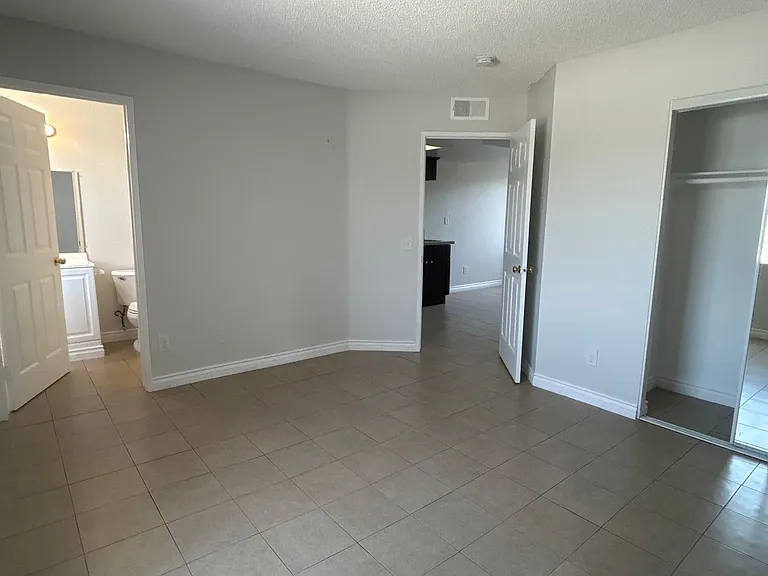 223 N Avenue 55 — Photo 8