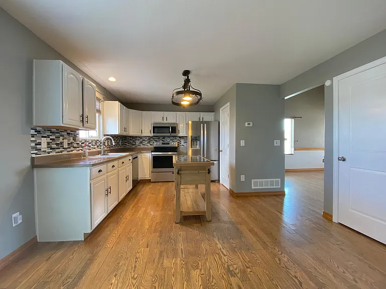865 Winebrook Way — Photo 5