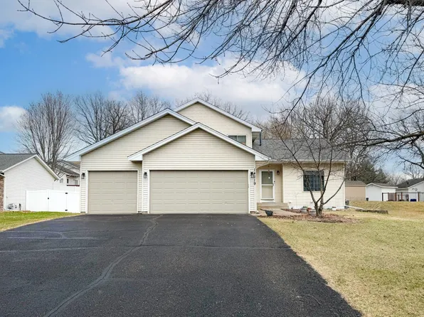 14219 Eagle St NW, Andover, MN 55304