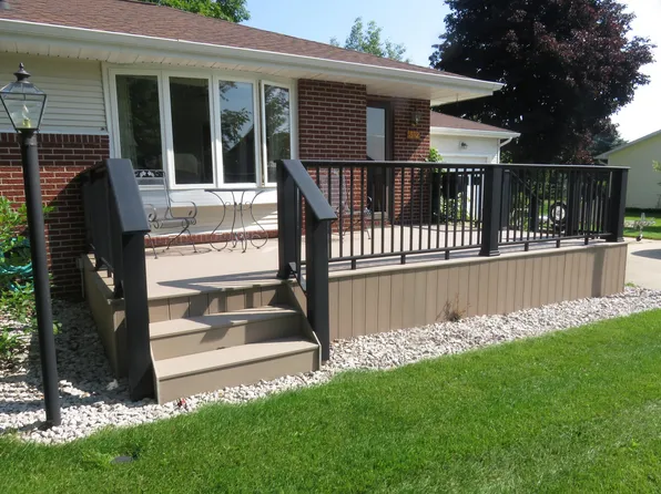 512 W Avenue C, Newberry, MI 49868