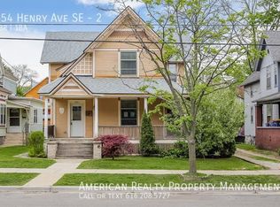 254 Henry Ave SE #2, Grand Rapids, MI 49503