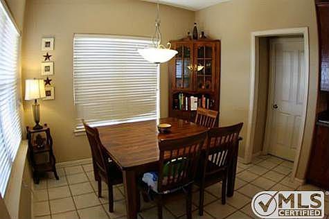 4th image of 816 Bent Wood Ln