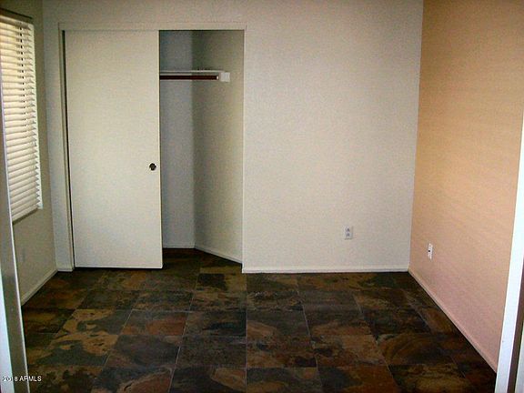 5th image of 3233 E Marconi Ave
