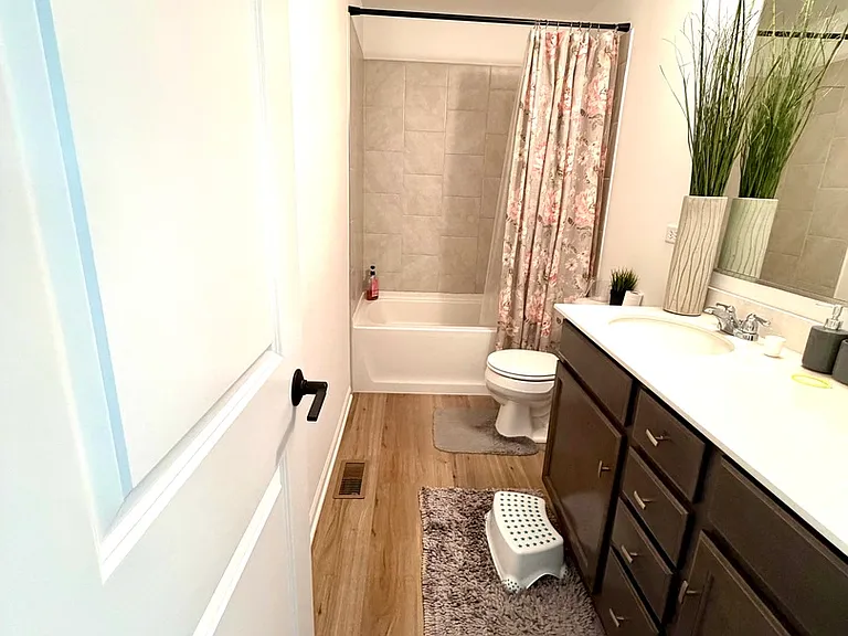 15210 S Emerson St — Photo 18