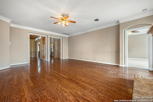 410 Cadence Hl — Photo 8