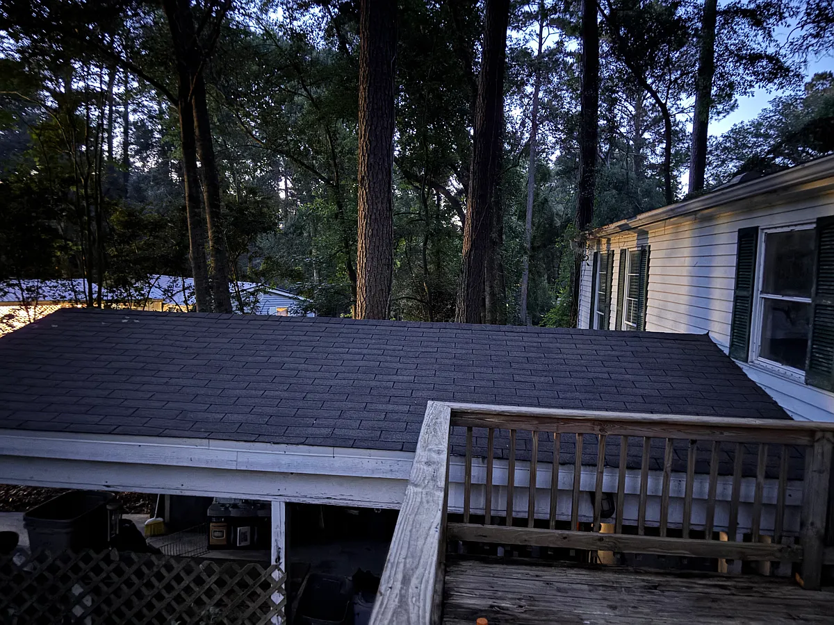 Building Photo - 2193 Pineland Dr
