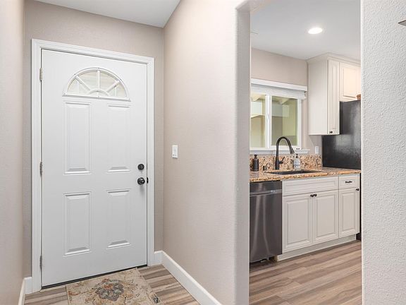 4th image of 6631 Flamingo Way