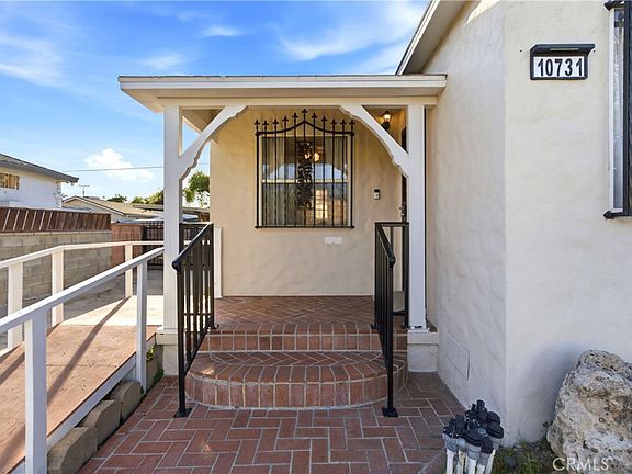 3rd image of 10731 Wright Rd