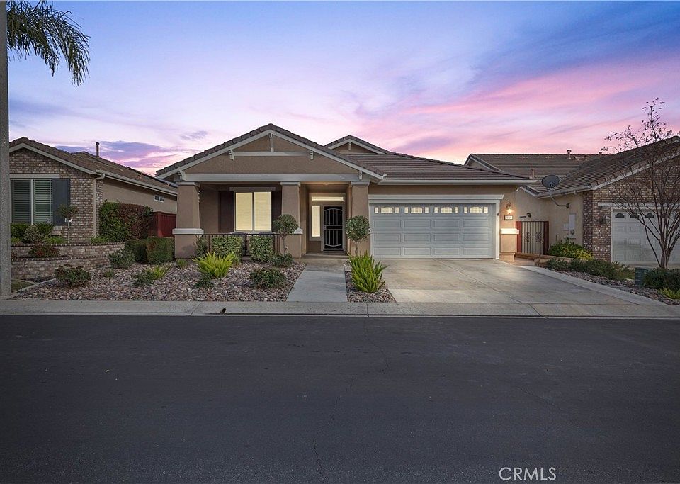 1st image of 358 Chi Chi Cir