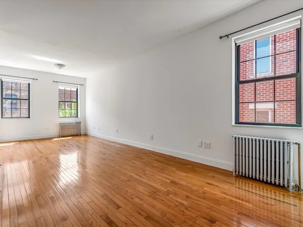 26-19 14th Place image 23 of 33