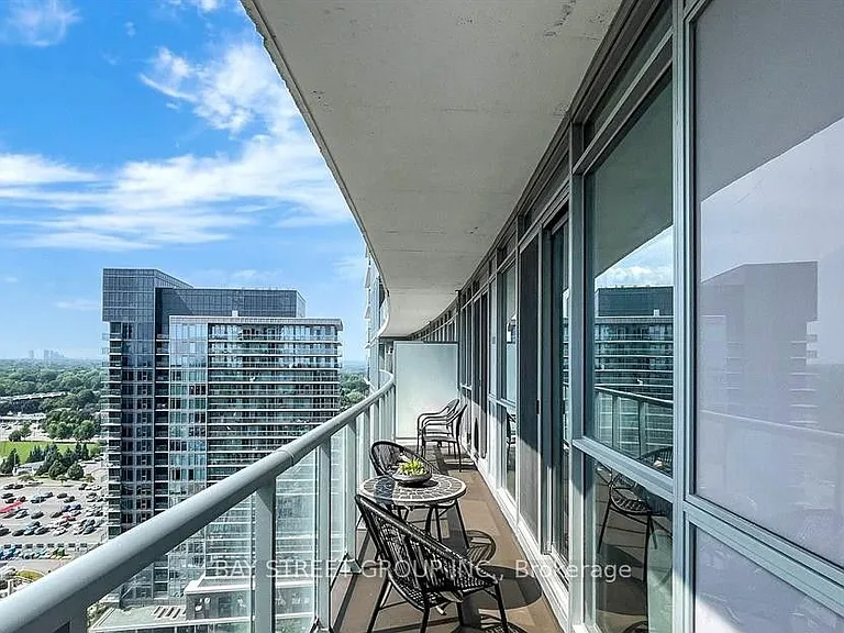 McMahon Dr — Photo 13