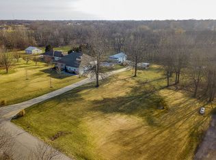 958 Kendall Rd, Peculiar, MO 64078