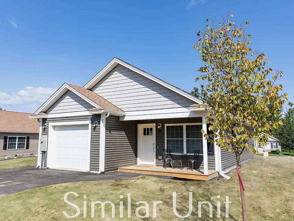 19 Anna Maria Dr #19AMD