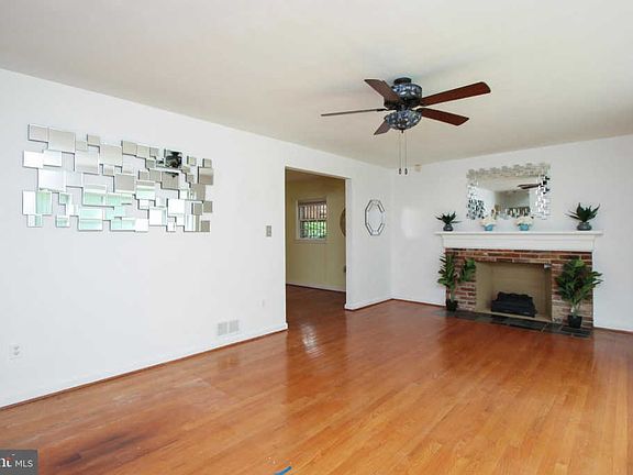 4th image of 2808 25th St N