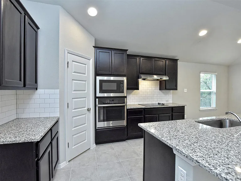 21310 Mount View Dr — Photo 11