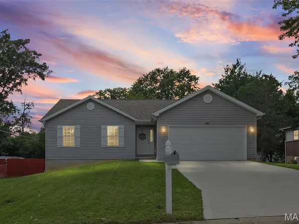 407 Warren Ave, Warrenton, MO 63383
