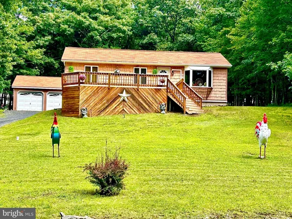 98 Lenape Trl, Albrightsville, PA 18210