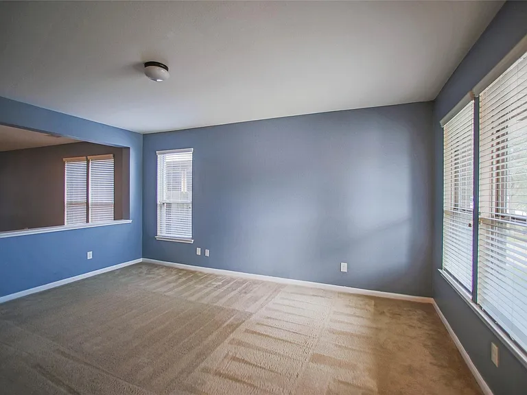 24030 Buffalo Cove Ln — Photo 3