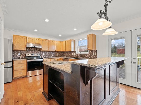 2nd image of 6687 Fayetta Dr