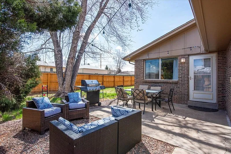 3 bed, 1400 sqft, $3,000 — Photo 4