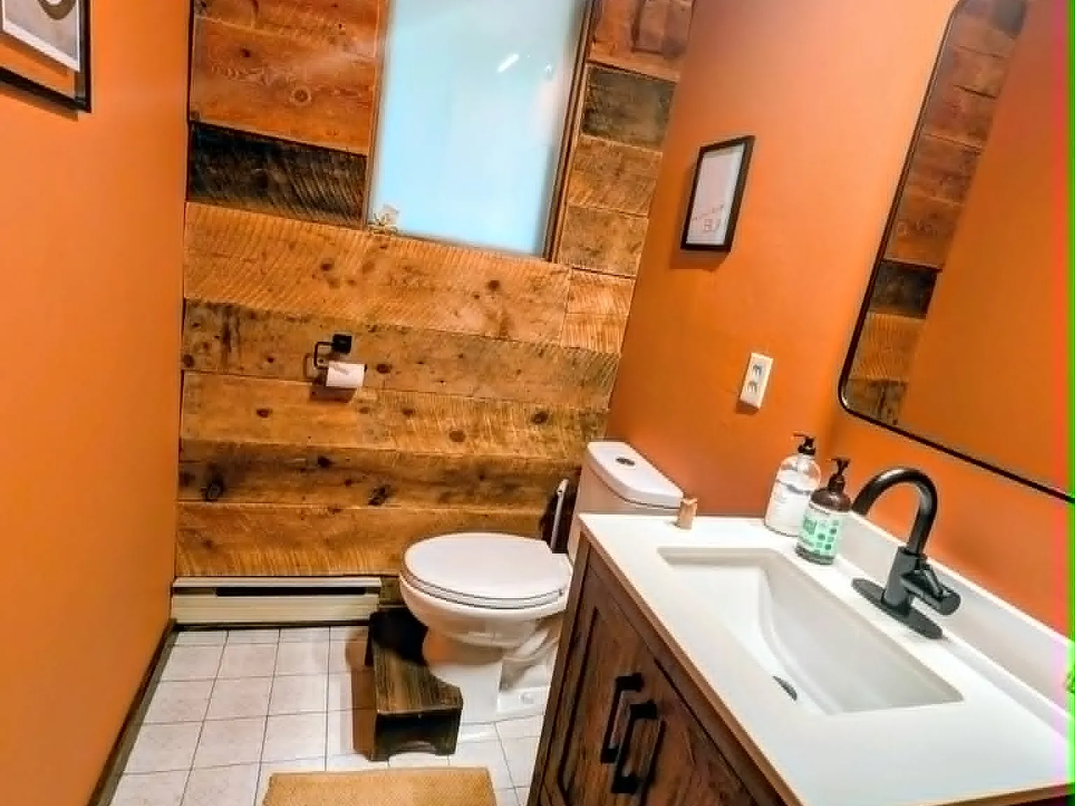3 bed, 2.5 bath, 2100 sqft, $4,000 — Photo 4
